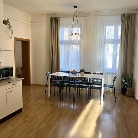 Apartment Olivia - Old Town Bratislava Exterior photo